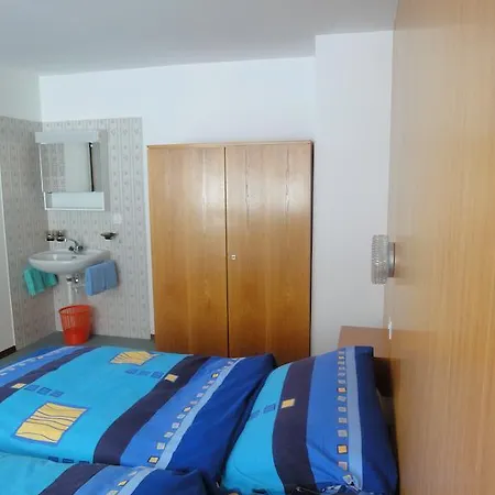 Adular Saas-Fee