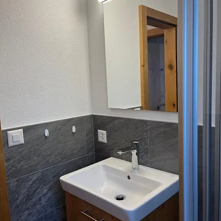 Adular Saas-Fee *