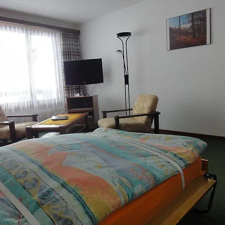 Adular Saas-Fee